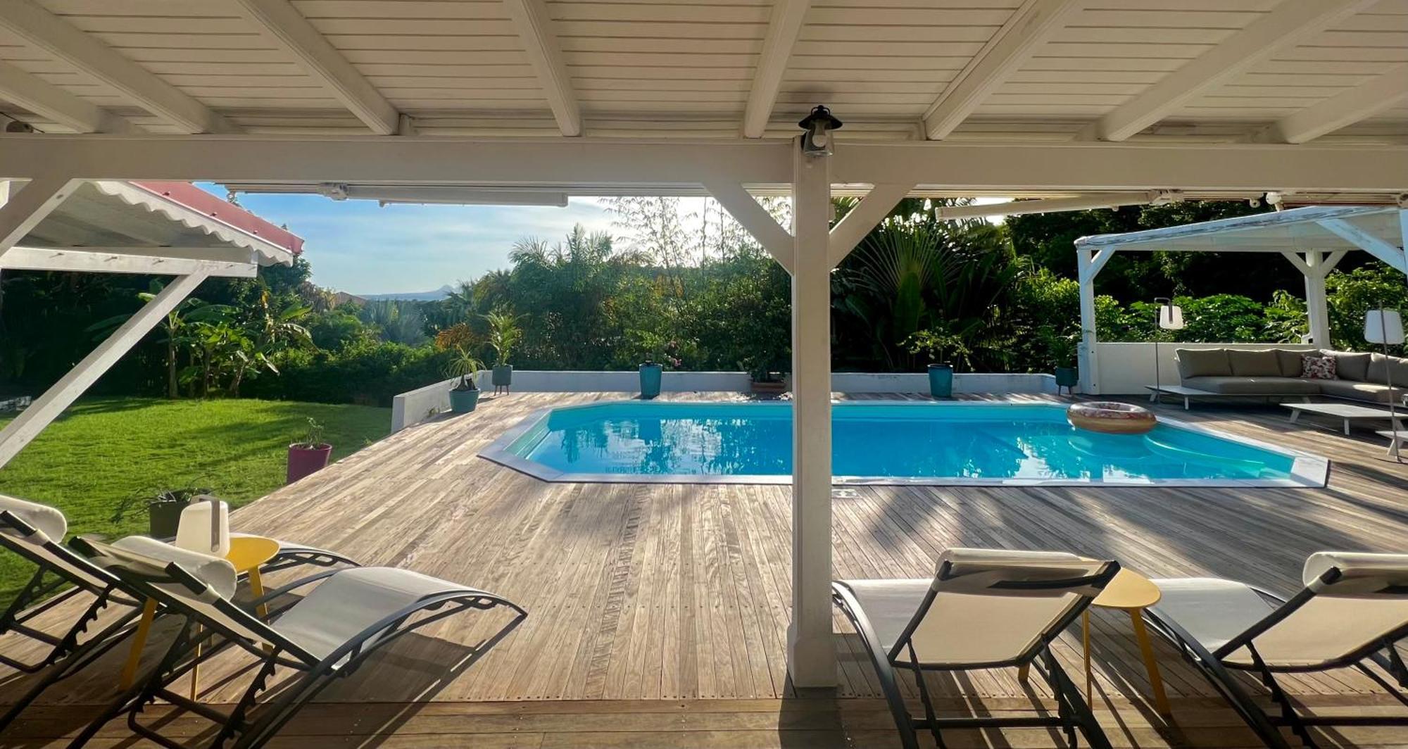 Spacieuse Villa Corossol Avec Piscine Et Jeux Exterieurs Ле-Гозье Экстерьер фото
